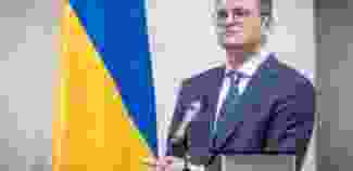 Ukrayna Dışişleri Bakanı Kuleba,  Ronald Lamola'yı tebrik etti