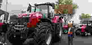 1,5 milyon liralık traktöre ilgi
