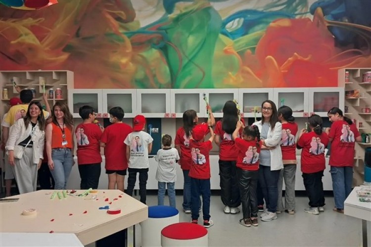 Kayseri Bilim Merkezi'nde lösemili çocuklar için program düzenlendi