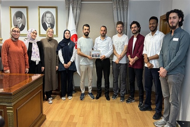 RTEÜ Tıp Fakültesi öğrencilerinden "Gözlere Şifa" projesine destek
