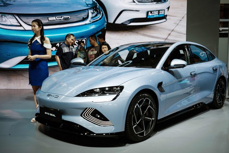 Çin'in yeni enerjili araç üretiminde ve satışında büyük artış