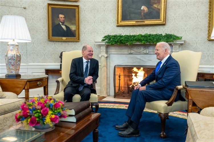ABD Başkanı Biden, Almanya Başbakanı Scholz ile görüştü