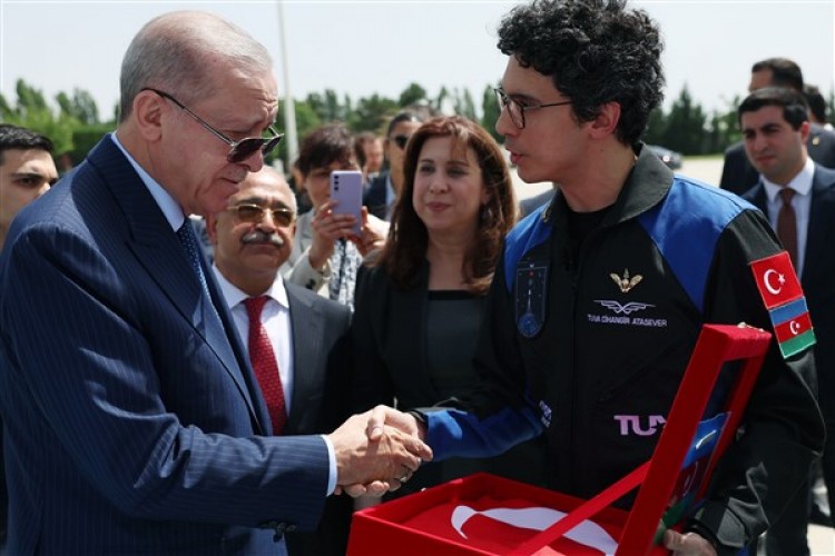 Cumhurbaşkanı Erdoğan, Türkiye'nin ikinci astronotu Atasever ile görüştü