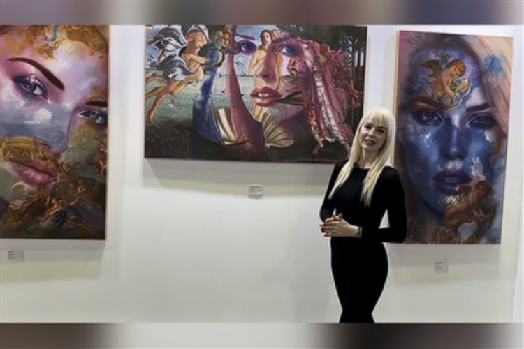 Simay Kışlaoğlu, World Art Dubai'de kadın gücünü yansıttı