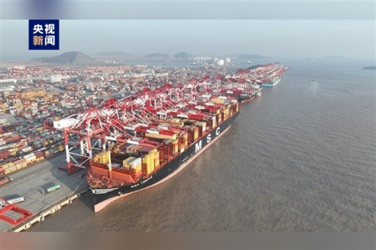 Çin'in dış ticaret hacmi yüzde 6,1 arttı