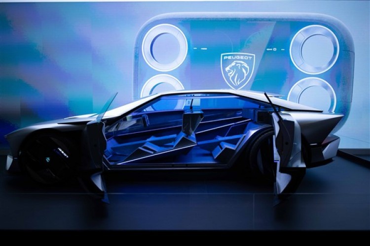 Peugeot, Inception ve Hypersquare'i VivaTech 2024'te sergiledi
