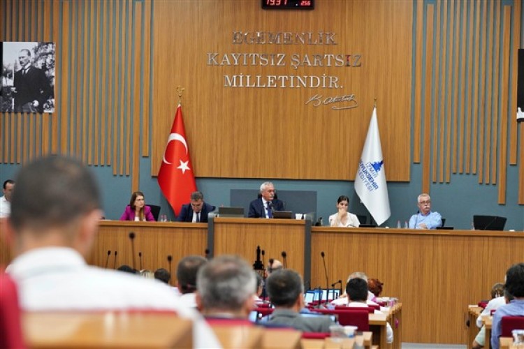 İzmir Büyükşehir Belediyesi meclis toplantısı gerçekleştirildi