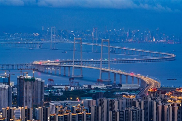 Çin'de 10 dünya rekoruna sahip mega proje, 30 Haziran'da trafiğe açılıyor