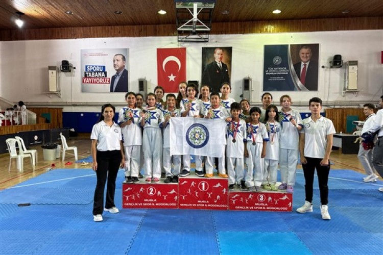 Büyükşehir taekwondocuları il şampiyonu oldu
