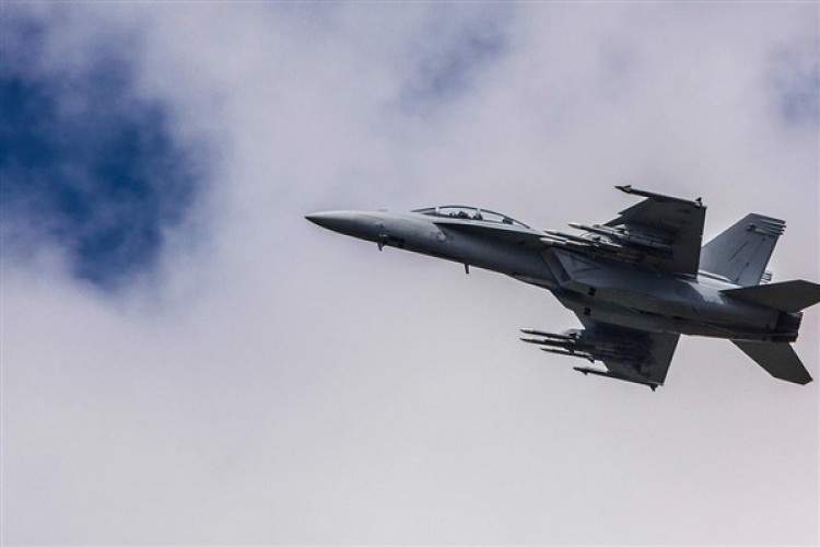 İsrail'e ait savaş uçakları Hizbullah'ın altyapılarına saldırı düzenledi