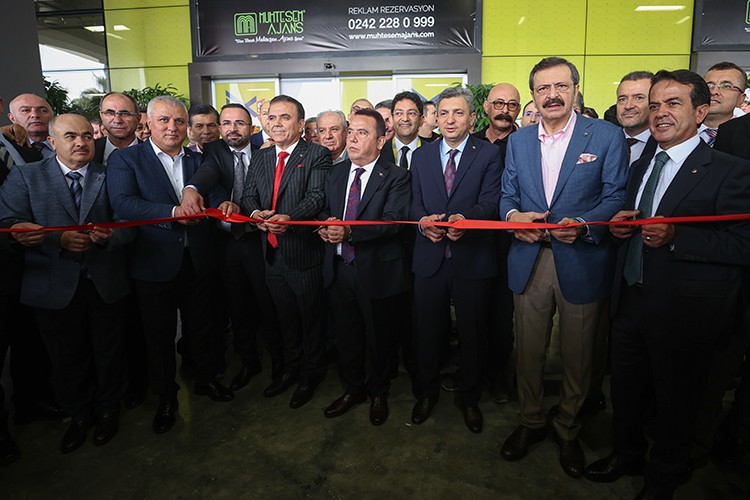 12. Yöresel Ürünler Fuarı (YÖREX) Antalya'da açıldı