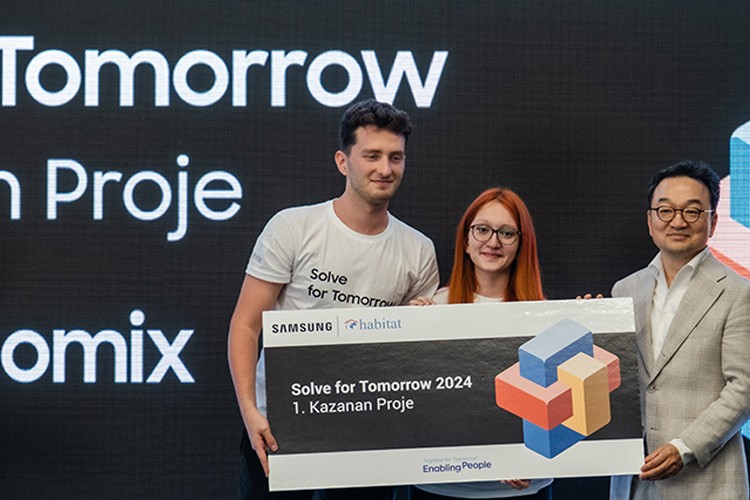 Samsung'un Habitat Derneğiyle hayata geçirdiği Solve for Tomorrow Programının kazananları ödüllerini aldı