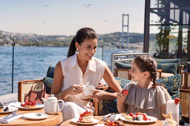 Anneler Günü'nde eşsiz bir deneyim Mandarin Oriental Bosphorus, Istanbul'da