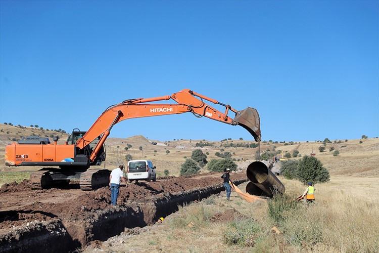 Sivas'ta iki barajı buluşturacak proje kuraklığa çare olacak