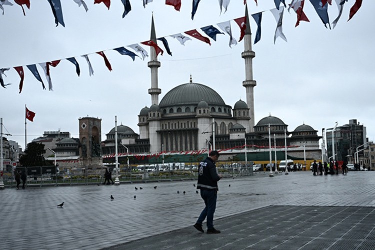 İstanbul'da 1 Mayıs tedbirleri uygulanıyor