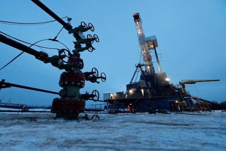 Rusya'nın petrol ve doğal gaz gelirleri yüzde 52 azaldı