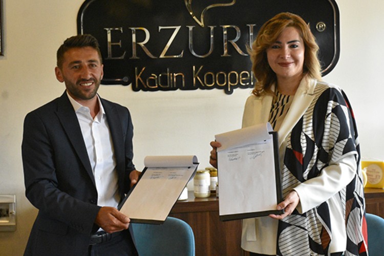 Erzurum'un yöresel ürünleri kadın kooperatifi aracılığıyla Türkiye'ye pazarlanacak