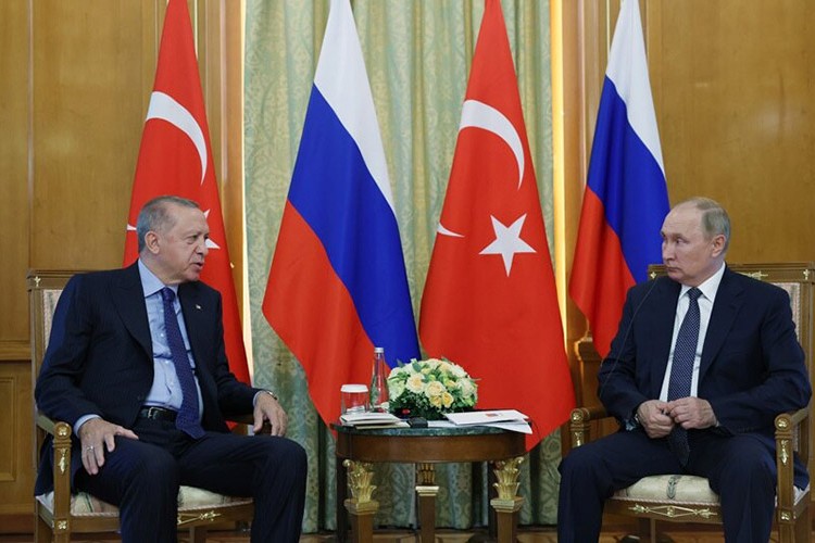 "Türkiye Rus gazını kısmen ruble olarak ödeyecek"