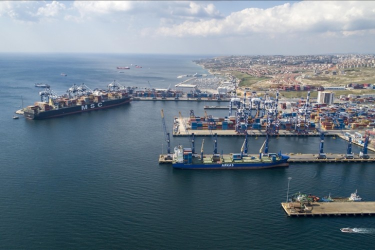 İstanbul'un ihracatı bir ayda 2 milyar doların üzerinde arttı