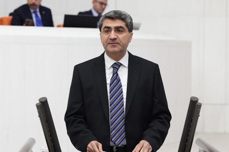 Ekmen: "Mersin'de DEVA Partisi olarak dört kadın belediye başkan adayı ile yarışıyoruz"