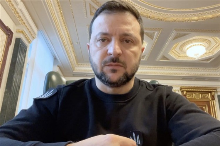 Zelenski: Hayati önem taşıyan yardımı onaylayan ABD Senatosu'na minnettarım