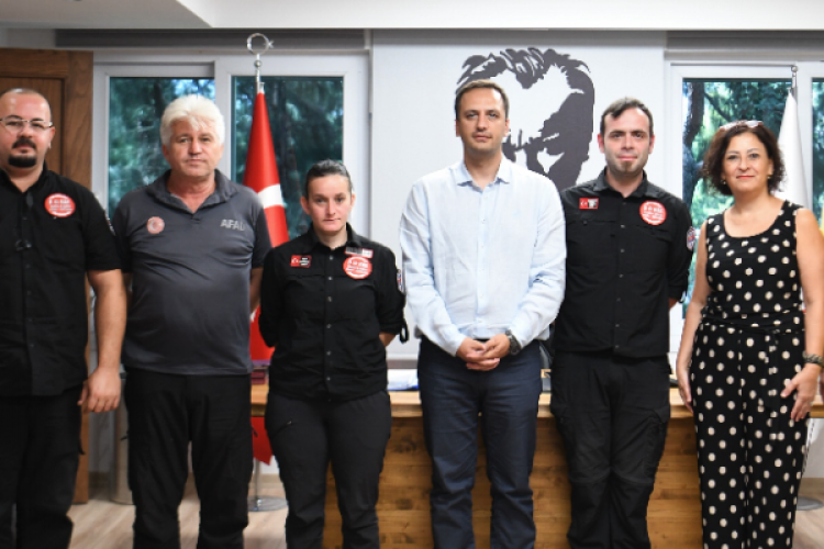 Bornova'da afetlere karşı ortak çalışma