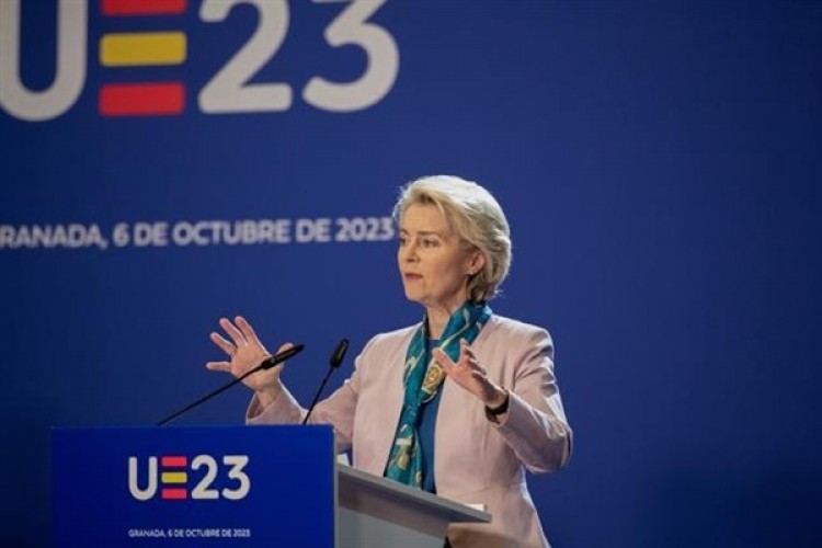Leyen: "Rusya'nın insansız hava araçlarına erişimini daha da azaltıyoruz"