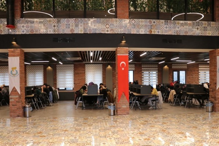 Haliliye'de kütüphaneler gençlerin adresi oldu