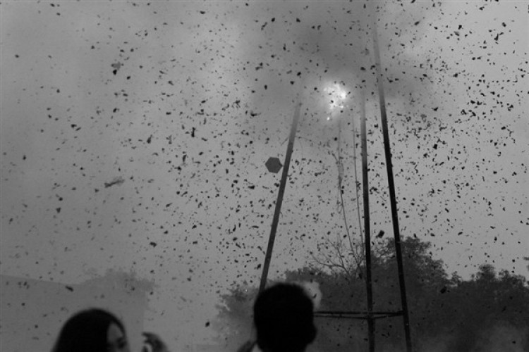 IDF: Savaş uçakları, Lübnan'ın güneyindeki Hizbullah'ın askeri altyapılarına saldırdı