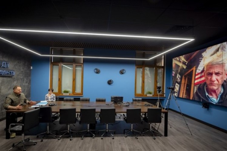 Ukrayna Cumhurbaşkanlığı Ofisi Başkanı Yermak, Amerikalı aktör Penn ile görüştü