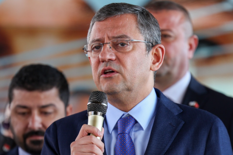 Özel: "Göçük altında bulunan madencimize bir an önce ulaşılması tek temennimizdir"