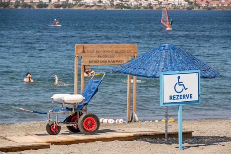 İzmir'in engelli dostu plajları
