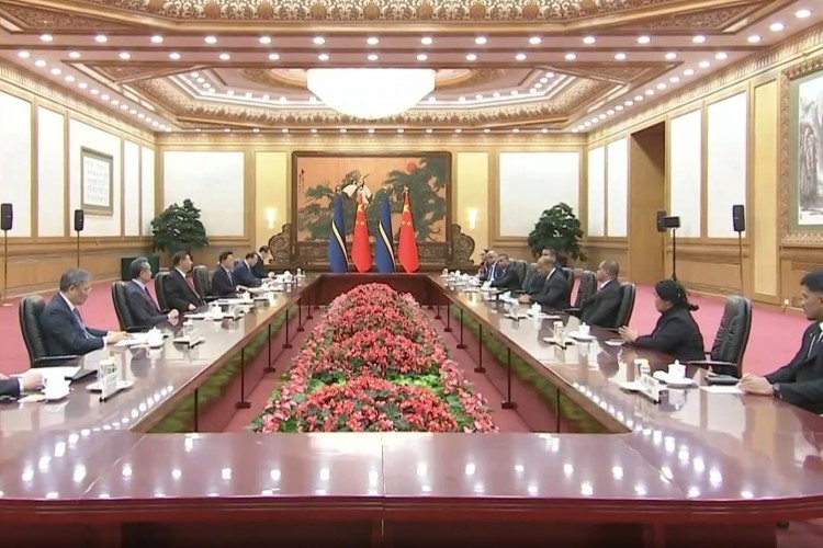 Çin ve Nauru liderleri görüştü