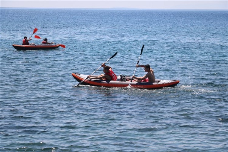 ZEYGEM'den başarılı öğrencilere yaz tatili