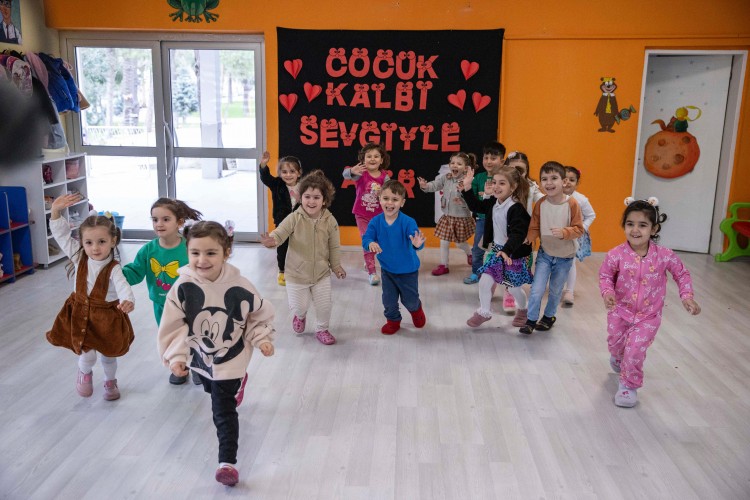 Başkan Soyer: ''İzmir Çocuk Belediyesi'ni tüm kenti kapsayacak şekilde genişlettik