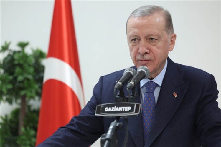 Cumhurbaşkanı Erdoğan: "Deprem bölgesinin imarı ve ihyası için aralıksız çalışıyoruz"