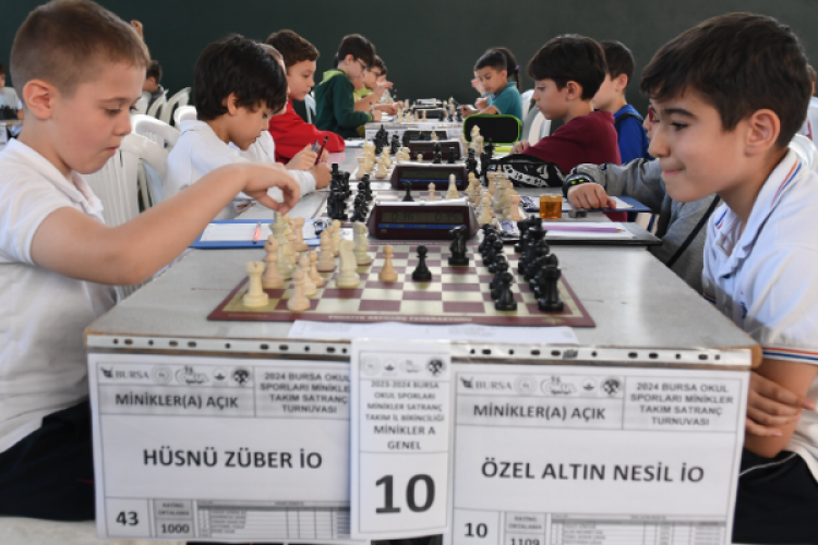 Osmangazi'de satrancın şampiyonları belli oldu
