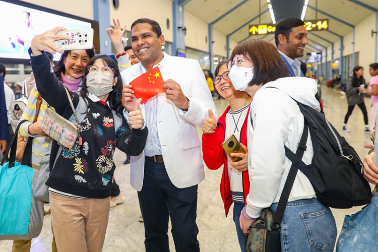 İşçi Bayramı'nda Çin'e giriş ve çıkış yapanların sayısı yüzde 35,1 arttı