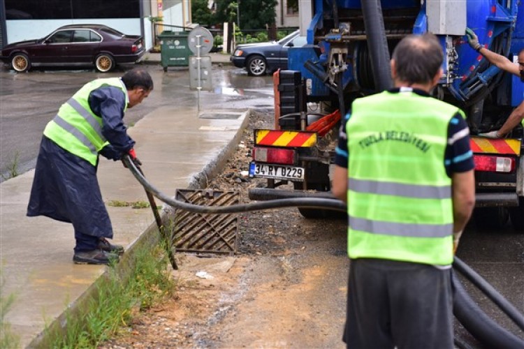 Tuzla Belediye Başkanı Yazıcı: "Altyapı kalkınmanın anahtarı"
