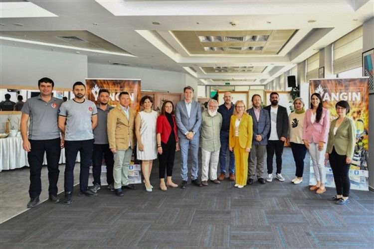 İzmir'de Uluslararası Katılımlı Yangın Sempozyumu ve Sergisi düzenlenecek