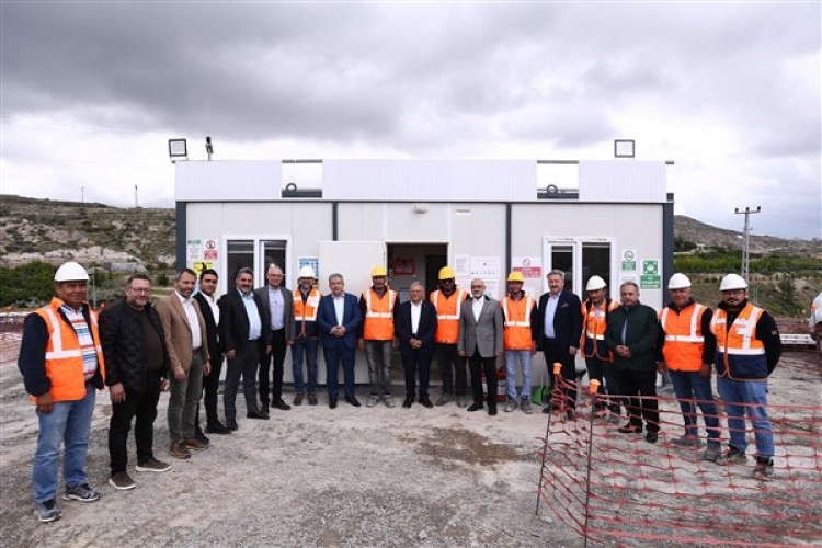 Başkan Büyükkılıç'tan yüksek hızlı tren incelemesi