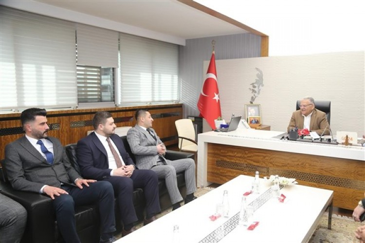 Başkan Büyükkılıç'a Ülkü Ocakları'ndan ziyaret