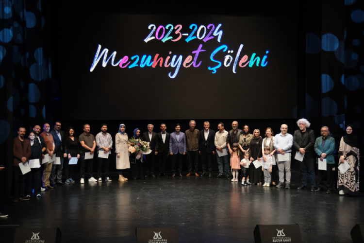 Zeytinburnu Kültür Sanat 15. dönem kursiyerlerini mezun etti