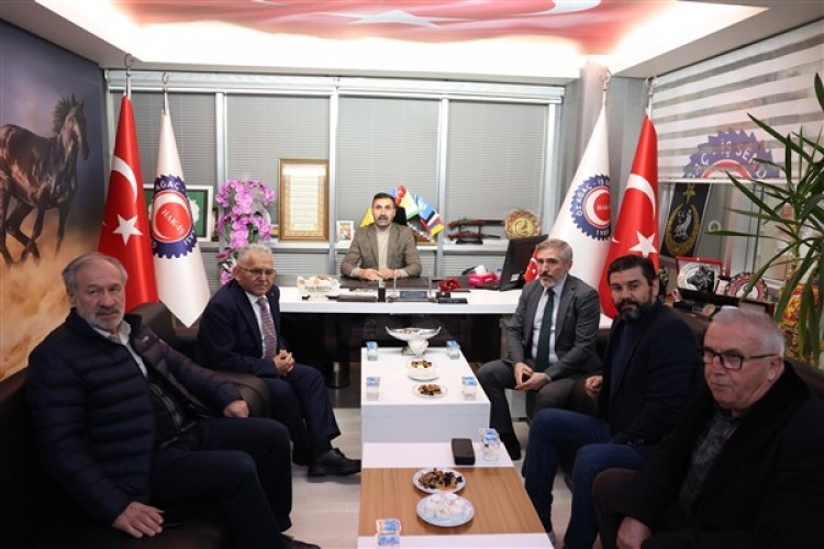 Başkan Büyükkılıç, Öz Ağaç-İş Sendikası Genel Başkanı Dolu ile görüştü