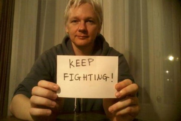 Julian Assange'ın ABD'ye iade edilmesi durduruldu