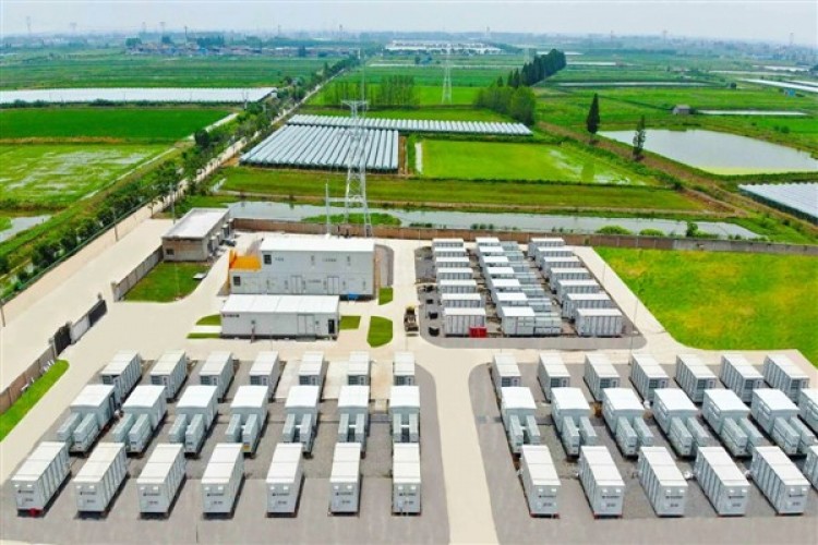 Çin, 100 MW'lık sodyum iyon pil deposu devreye sokuluyor