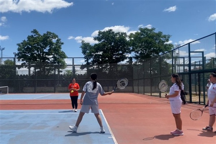 Vatandaşlardan Başkan Büyükkılıç'a yaz kursları için teşekkür