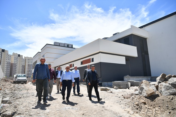 Başkan Büyükkılıç, İLDEM Sosyal Yaşam Merkezi'nde sona yaklaşıldığını açıkladı