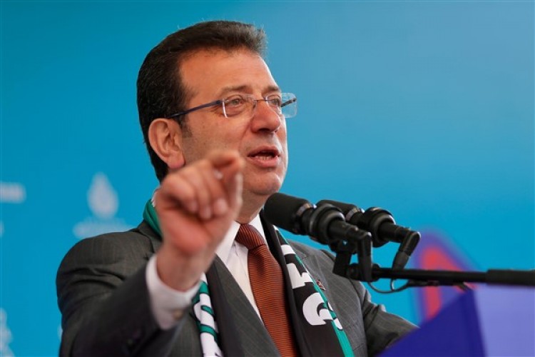 İmamoğlu'ndan Eyüpspor'a tebrik mesajı