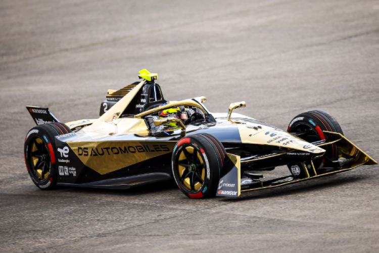 Jean-Eric Vergne, Formula E'de yeni pole pozisyonunda rekor kırdı